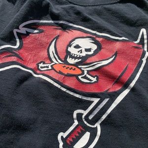 Vintage Tampa Bay Bucs shirt